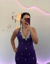 ISÉRA Amethyst – İnci ve Taş İşlemeli Halter Yaka Mor Abiye Elbise