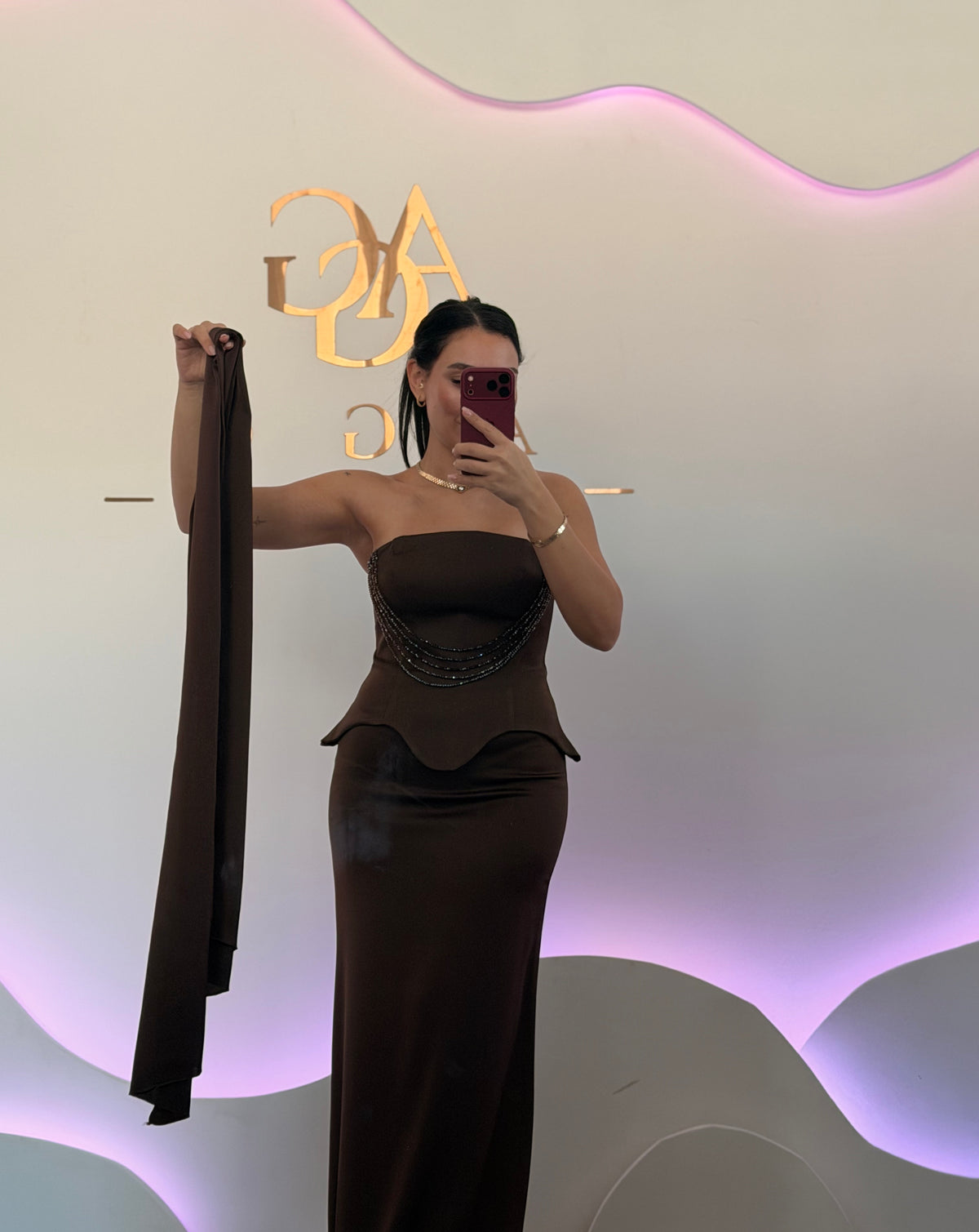 NOÉRA – Peplum ve Şal Detaylı Straplez Kahverengi Abiye Elbise